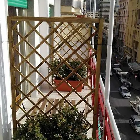 Margarita Oda ve Kahvaltı Napoli